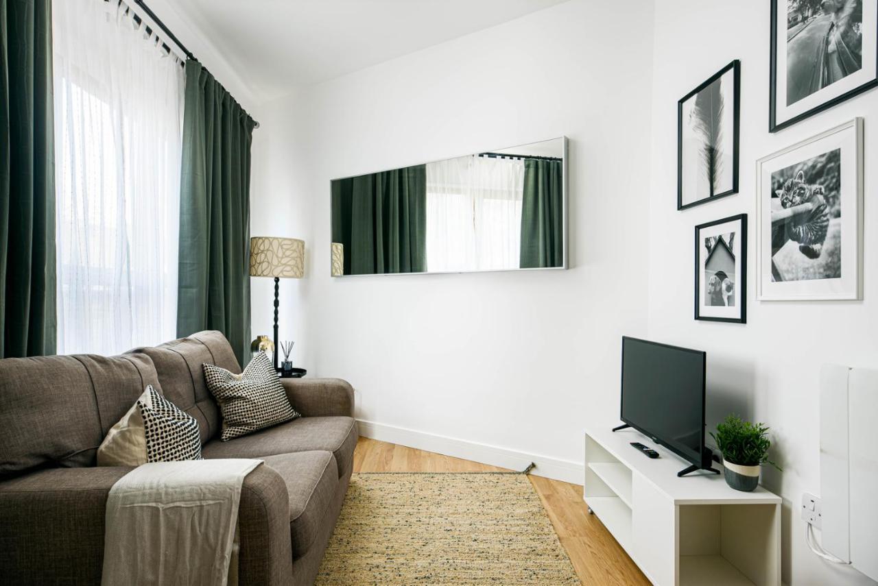 Charming 1 Bedroom Apartment ブリストル エクステリア 写真